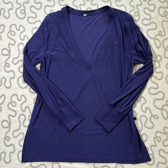 lululemon athletica Tops - Lululemon Get Low Long Sleeve